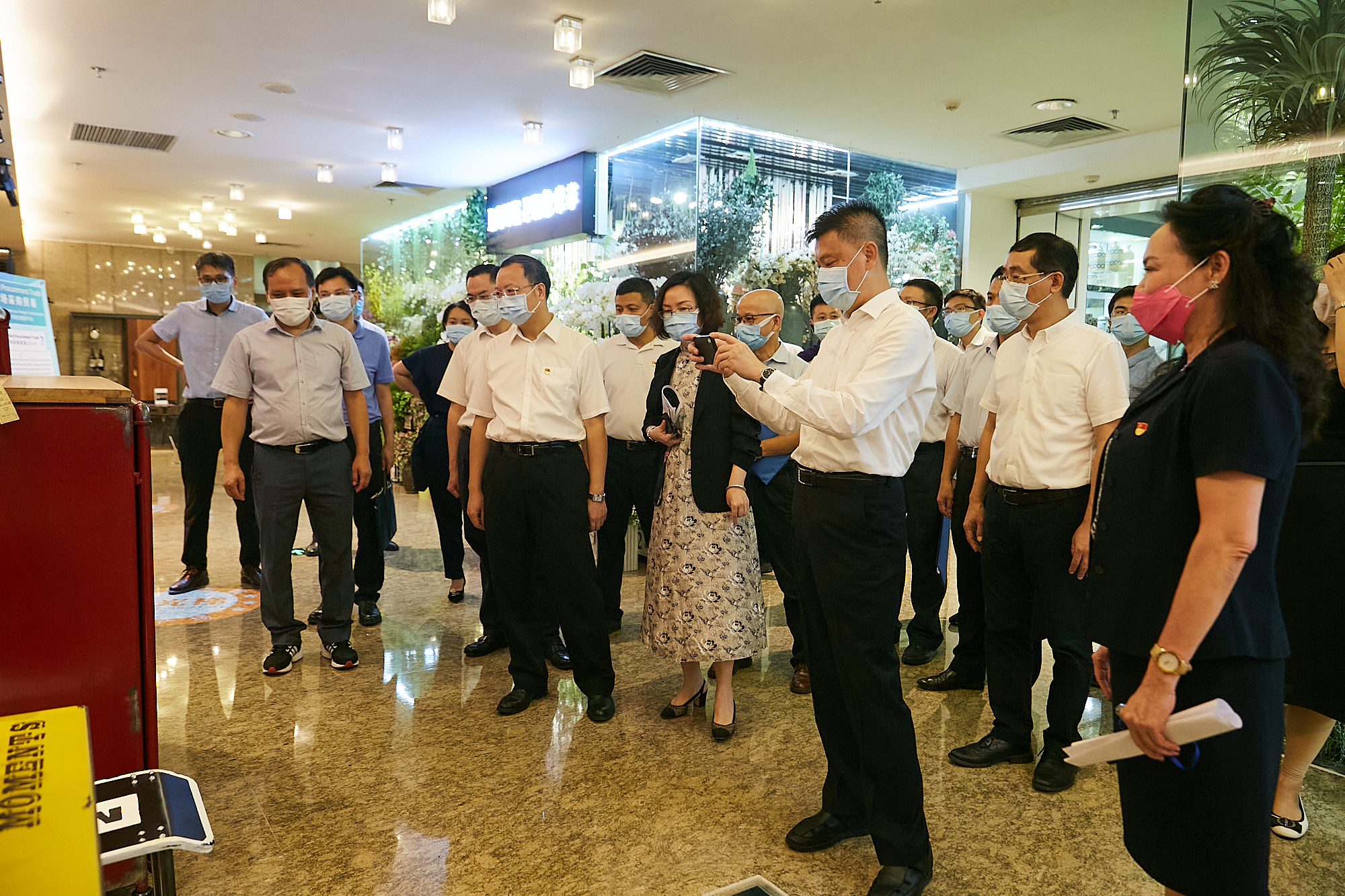 Municipal Party committee leaders visit Wanling square